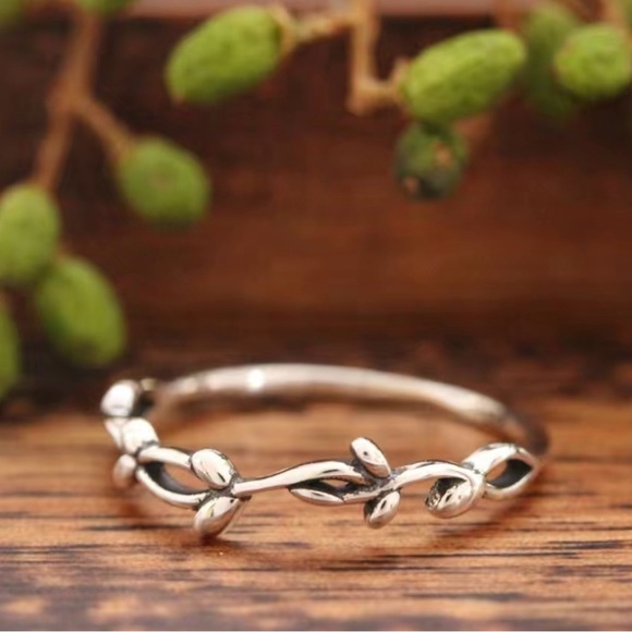 🆕️ New Leaf ring 5 - Picture 9 of 9